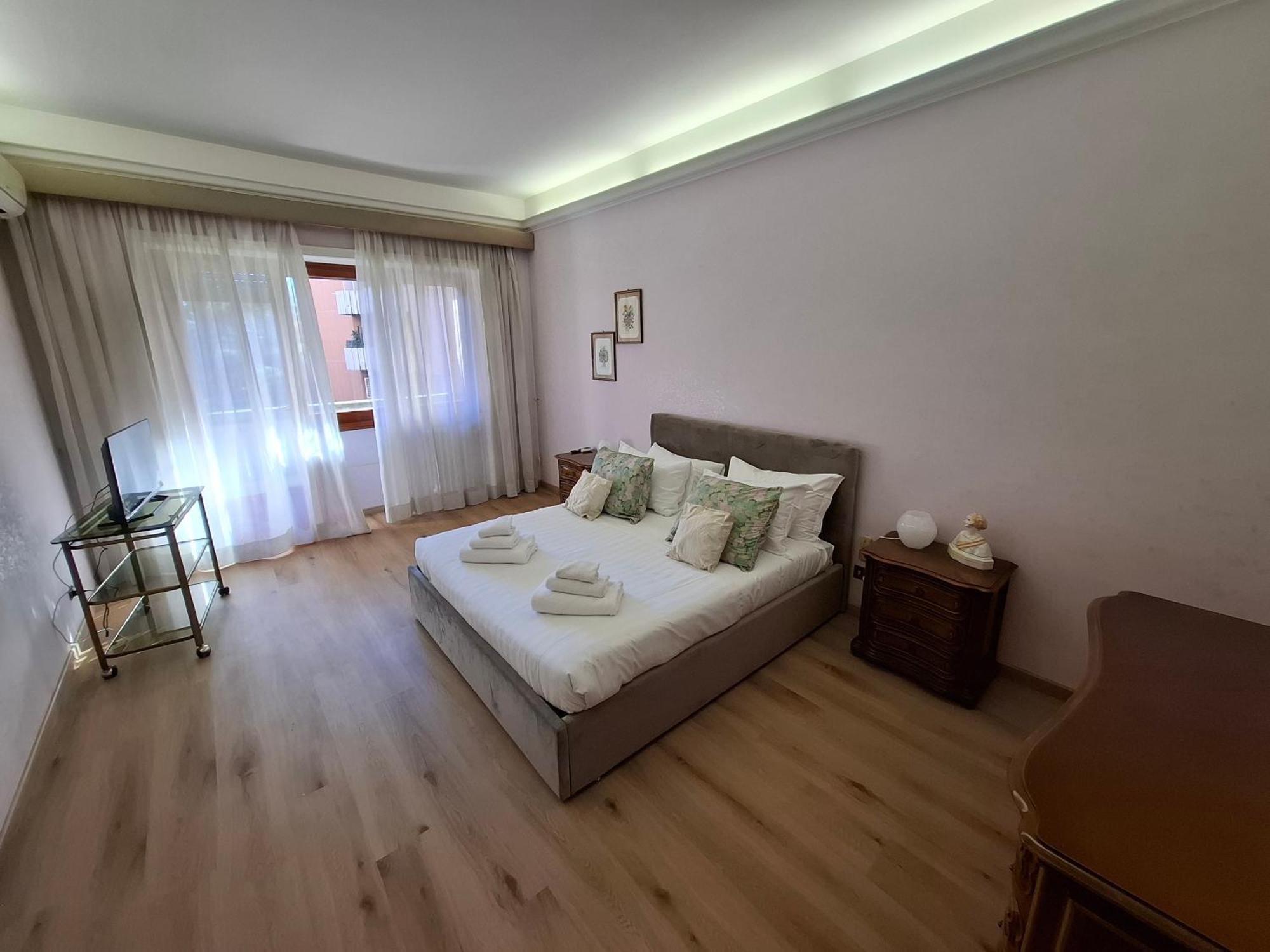 Eliseven Trastevere Roma